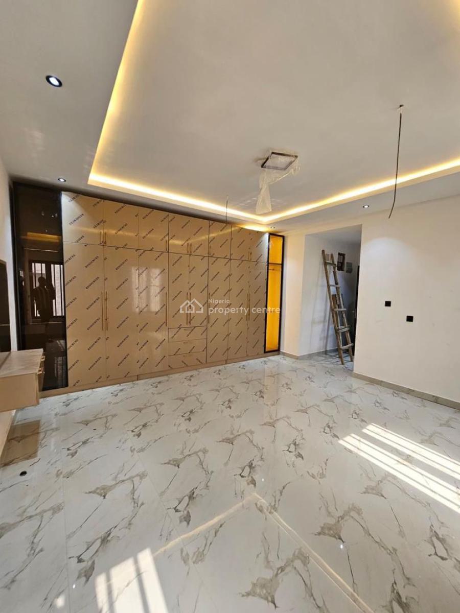 Stunning 5 Bedrooms House Plus 2 Bqs in a Serene Elestate, Ikeja Gra, Ikeja, Lagos, House for Sale