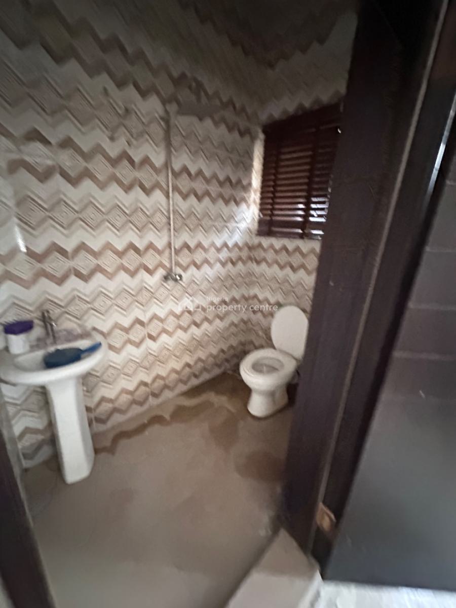 Renovated 3bedroom Flat, Salem, Ilasan, Lekki, Lagos, Flat / Apartment for Rent