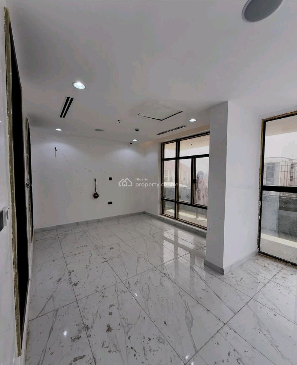 Luxury Living Redefined in Guzape, Abuja! 6-bedroom Ful, Guzape District, Abuja, House for Sale