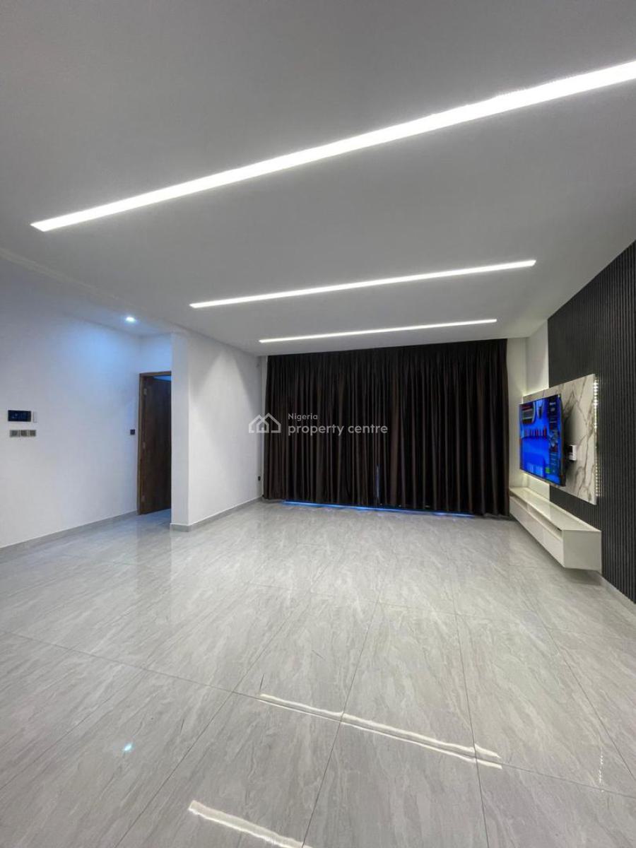 Beautifully Built 3 Bedroom Apartment with an Elevator, and Bq, Ikate, Ikate, Lekki, Lagos, Flat / Apartment for Sale