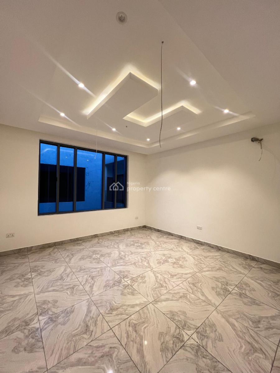 Beautifully Built 3 Bedroom Apartment with an Elevator, and Bq, Ikate, Ikate, Lekki, Lagos, Flat / Apartment for Sale
