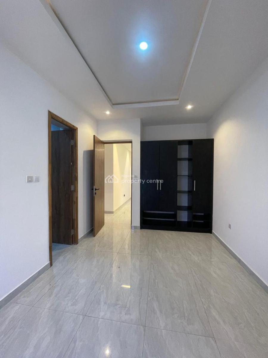 Beautifully Built 3 Bedroom Apartment with an Elevator, and Bq, Ikate, Ikate, Lekki, Lagos, Flat / Apartment for Sale