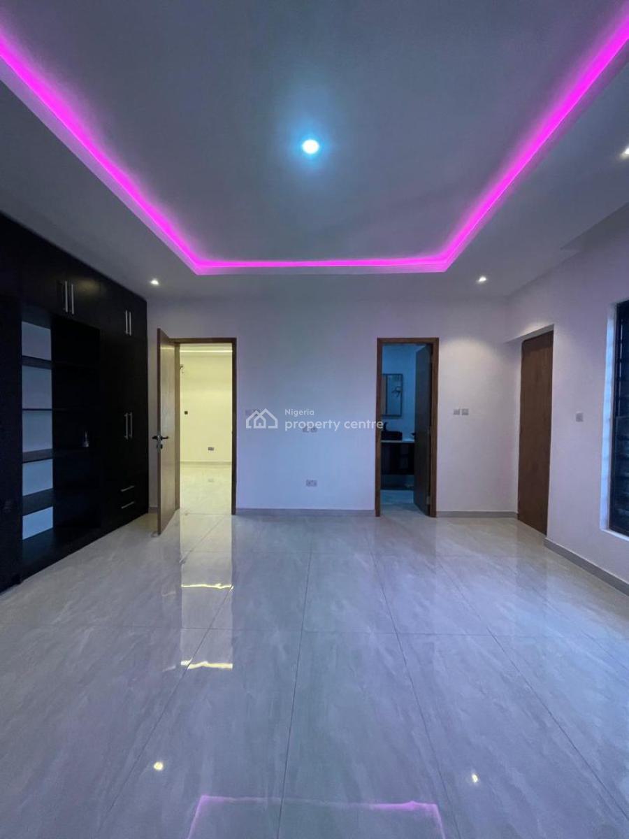 Beautifully Built 3 Bedroom Apartment with an Elevator, and Bq, Ikate, Ikate, Lekki, Lagos, Flat / Apartment for Sale
