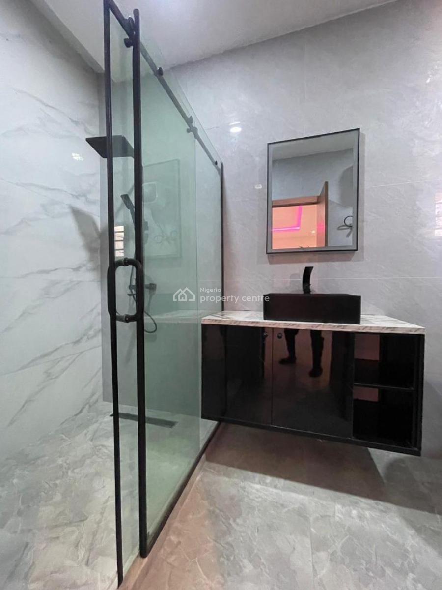 Beautifully Built 3 Bedroom Apartment with an Elevator, and Bq, Ikate, Ikate, Lekki, Lagos, Flat / Apartment for Sale