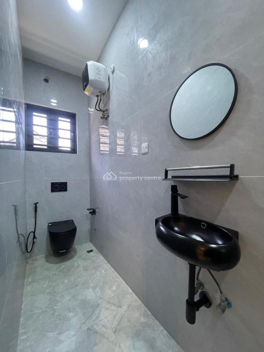 Beautifully Built 3 Bedroom Apartment with an Elevator, and Bq, Ikate, Ikate, Lekki, Lagos, Flat / Apartment for Sale
