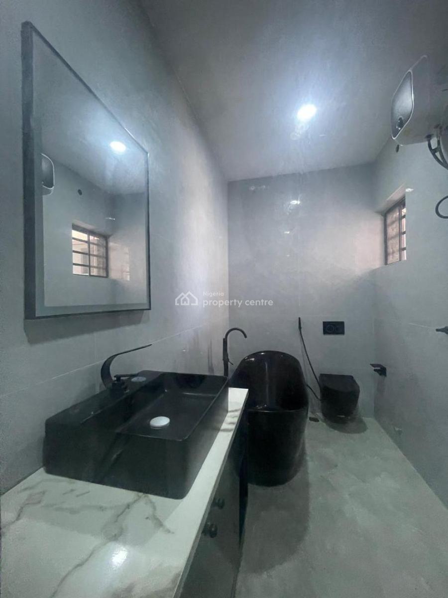 Beautifully Built 3 Bedroom Apartment with an Elevator, and Bq, Ikate, Ikate, Lekki, Lagos, Flat / Apartment for Sale
