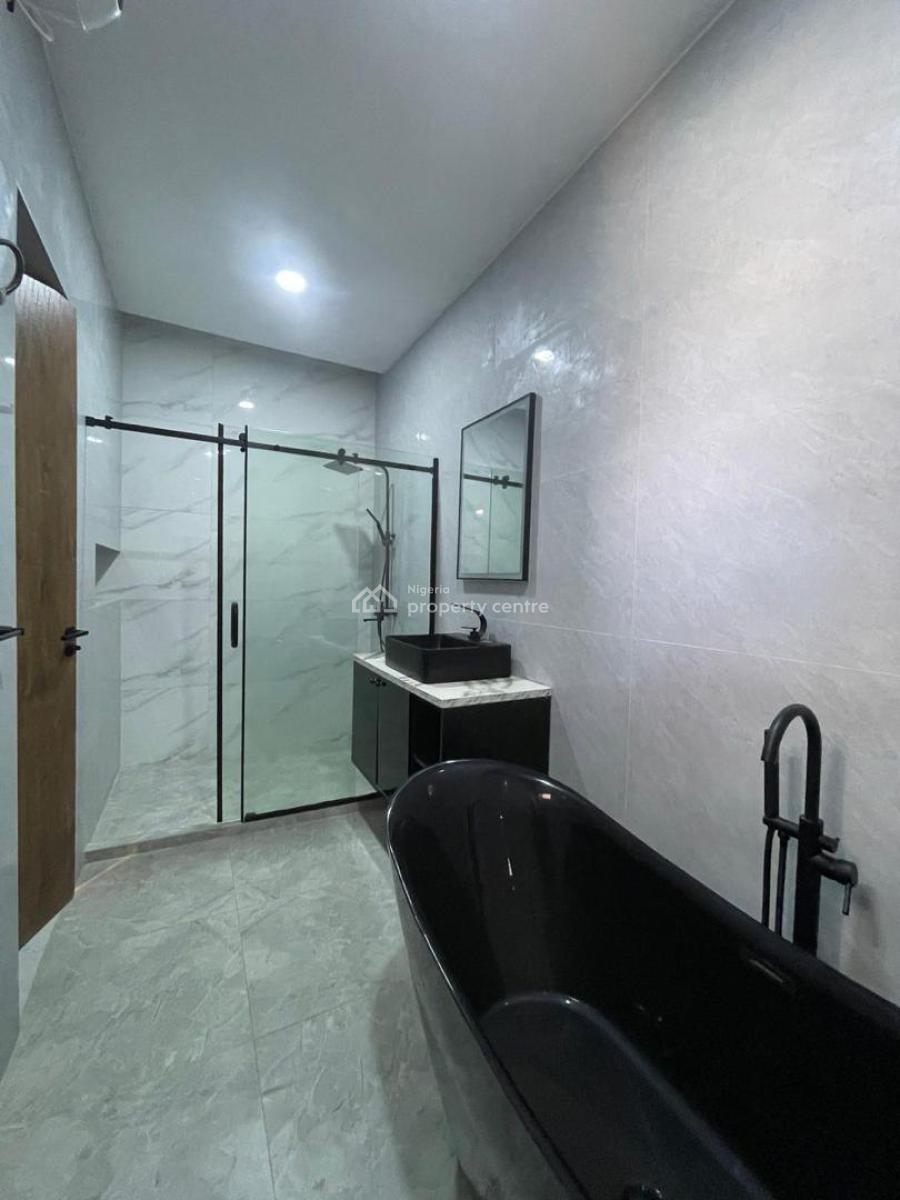 Beautifully Built 3 Bedroom Apartment with an Elevator, and Bq, Ikate, Ikate, Lekki, Lagos, Flat / Apartment for Sale
