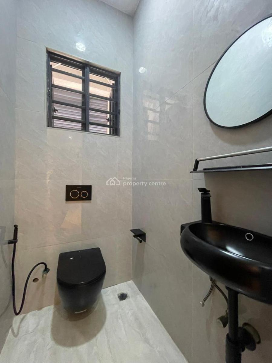 Beautifully Built 3 Bedroom Apartment with an Elevator, and Bq, Ikate, Ikate, Lekki, Lagos, Flat / Apartment for Sale
