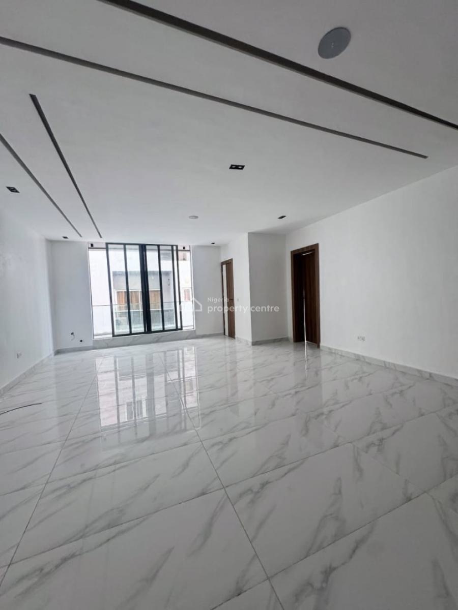 1 Bedroom, Elevator, Swimming Pool, Spacious Living, Refigerator, Lekki Phase 1, Lekki, Lagos, Flat / Apartment for Sale