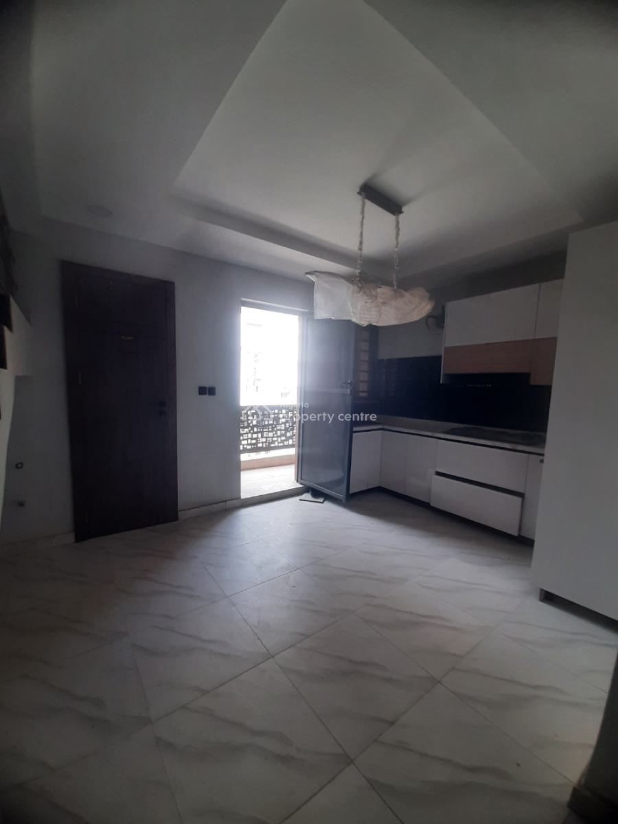 Serviced with 24/7 Power Supply 4 Bedroom En-suite Townhouse with Fitt, Ikate, Lekki, Lagos, Terraced Duplex for Rent