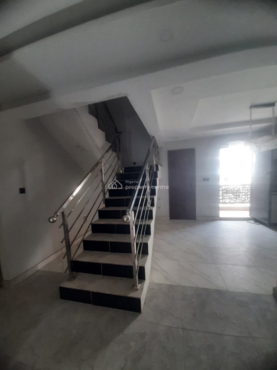 Serviced with 24/7 Power Supply 4 Bedroom En-suite Townhouse with Fitt, Ikate, Lekki, Lagos, Terraced Duplex for Rent