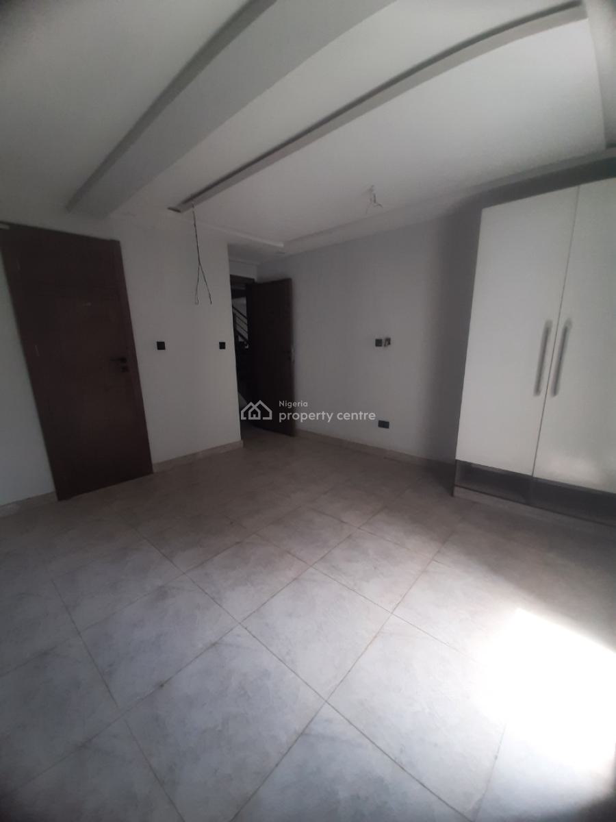Serviced with 24/7 Power Supply 4 Bedroom En-suite Townhouse with Fitt, Ikate, Lekki, Lagos, Terraced Duplex for Rent
