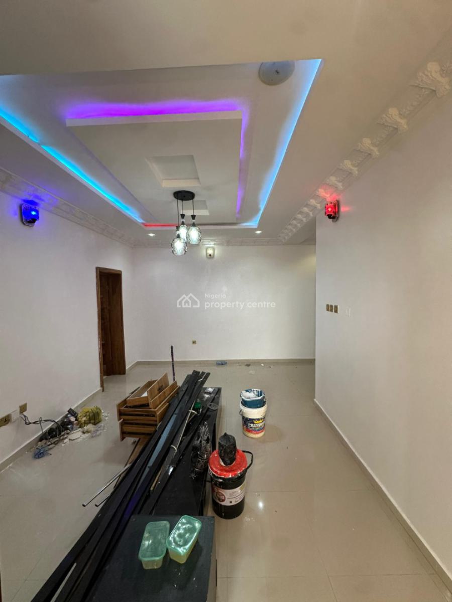 2-bedroom Apartment, Ologolo Lekki, Lekki, Lagos, Flat / Apartment for Rent