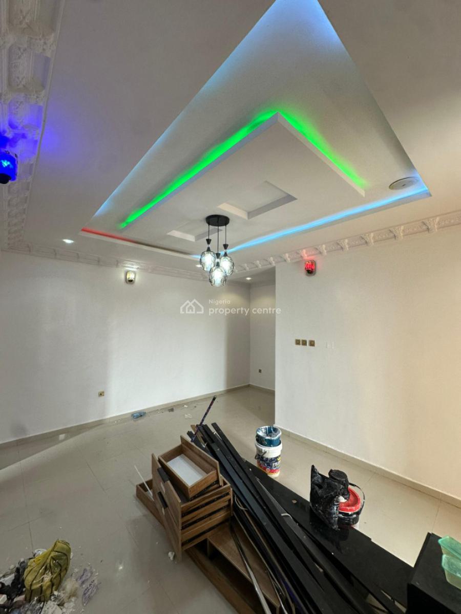 2-bedroom Apartment, Ologolo Lekki, Lekki, Lagos, Flat / Apartment for Rent