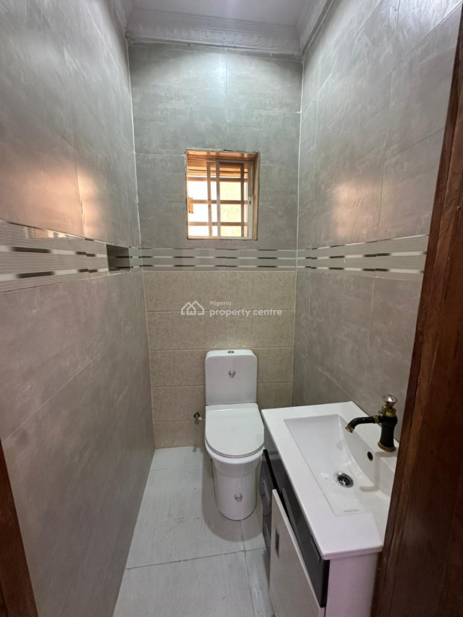 2-bedroom Apartment, Ologolo Lekki, Lekki, Lagos, Flat / Apartment for Rent