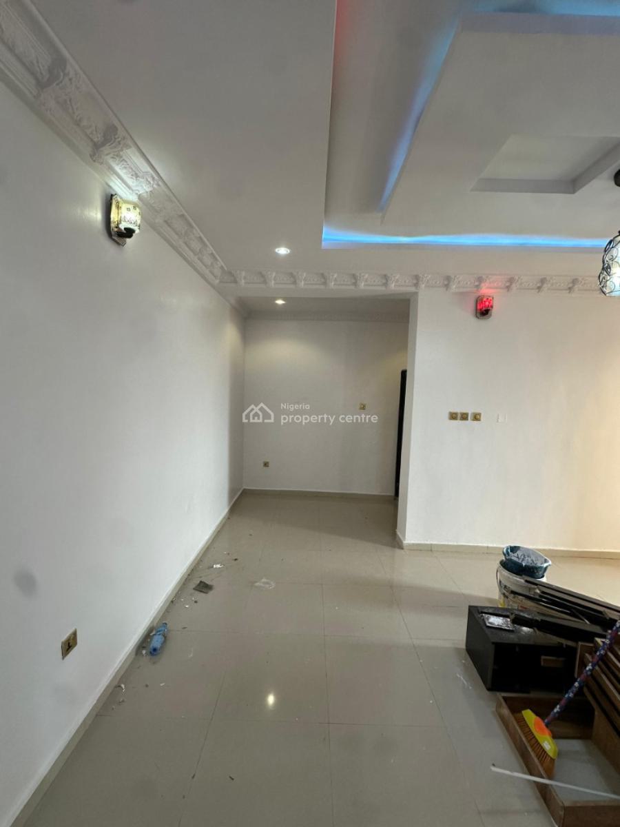 2-bedroom Apartment, Ologolo Lekki, Lekki, Lagos, Flat / Apartment for Rent