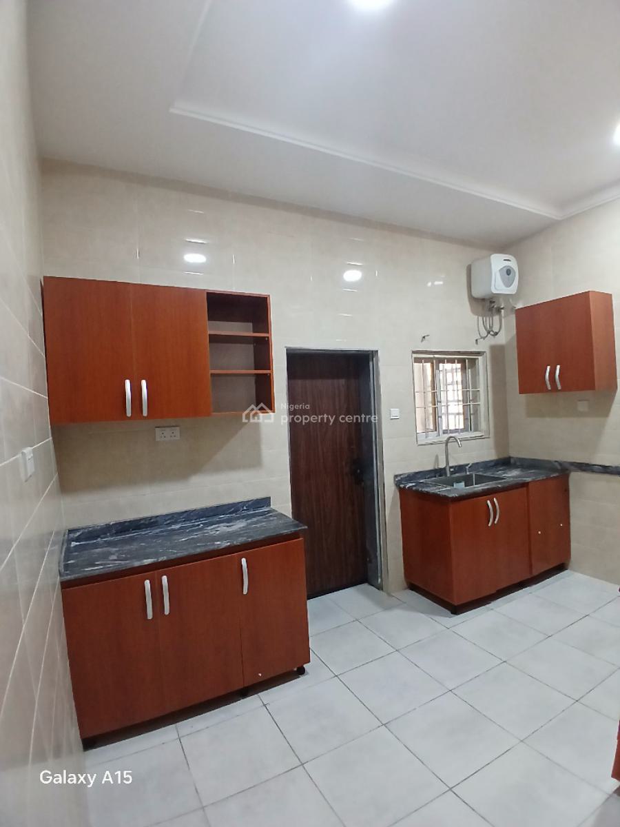 Well Finished 3 Bedrooms Apartment, Within a Serene Neigbourhood, Katampe Extension, Katampe, Abuja, Flat / Apartment for Sale