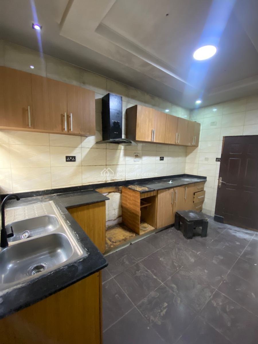 Super Luxurious 5 Bedroom Apartment in a Serene Environment, Pennysula Garden Estate, Beside Blenco, Sangotedo, Ajah, Lagos, Flat / Apartment for Rent