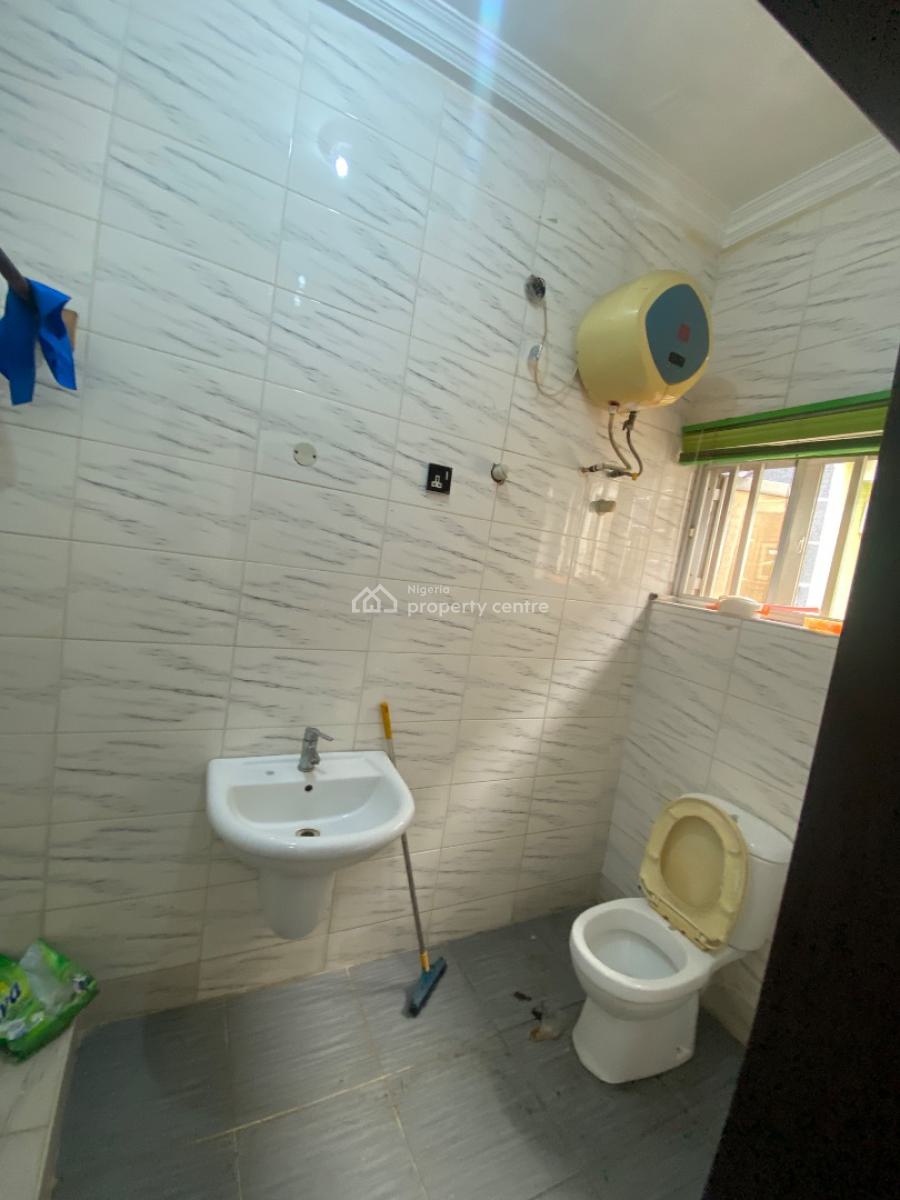 Super Luxurious 5 Bedroom Apartment in a Serene Environment, Pennysula Garden Estate, Beside Blenco, Sangotedo, Ajah, Lagos, Flat / Apartment for Rent