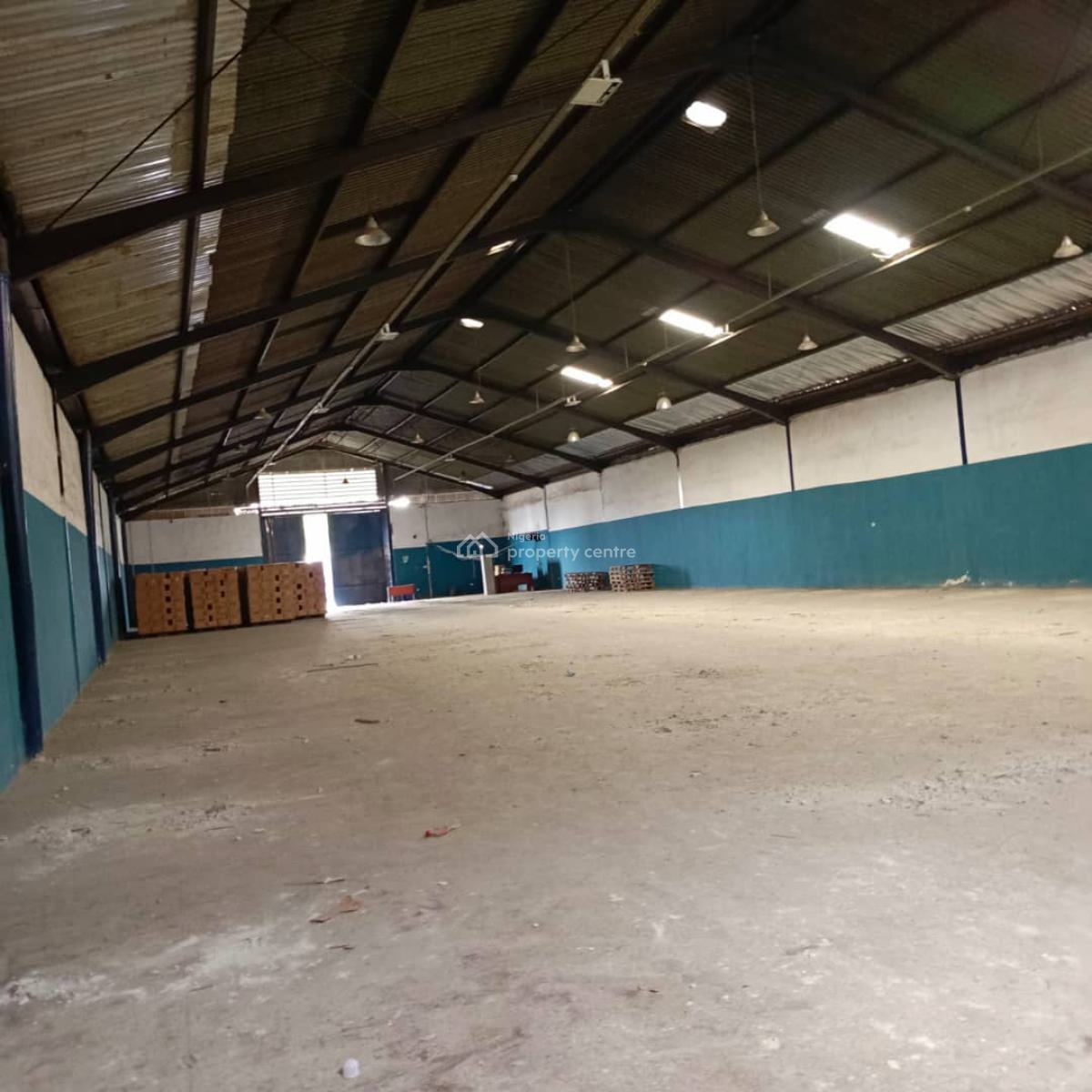 1000sqmt Warehouse Space, Off Adeniyi Jones, Ikeja, Lagos, Warehouse for Rent