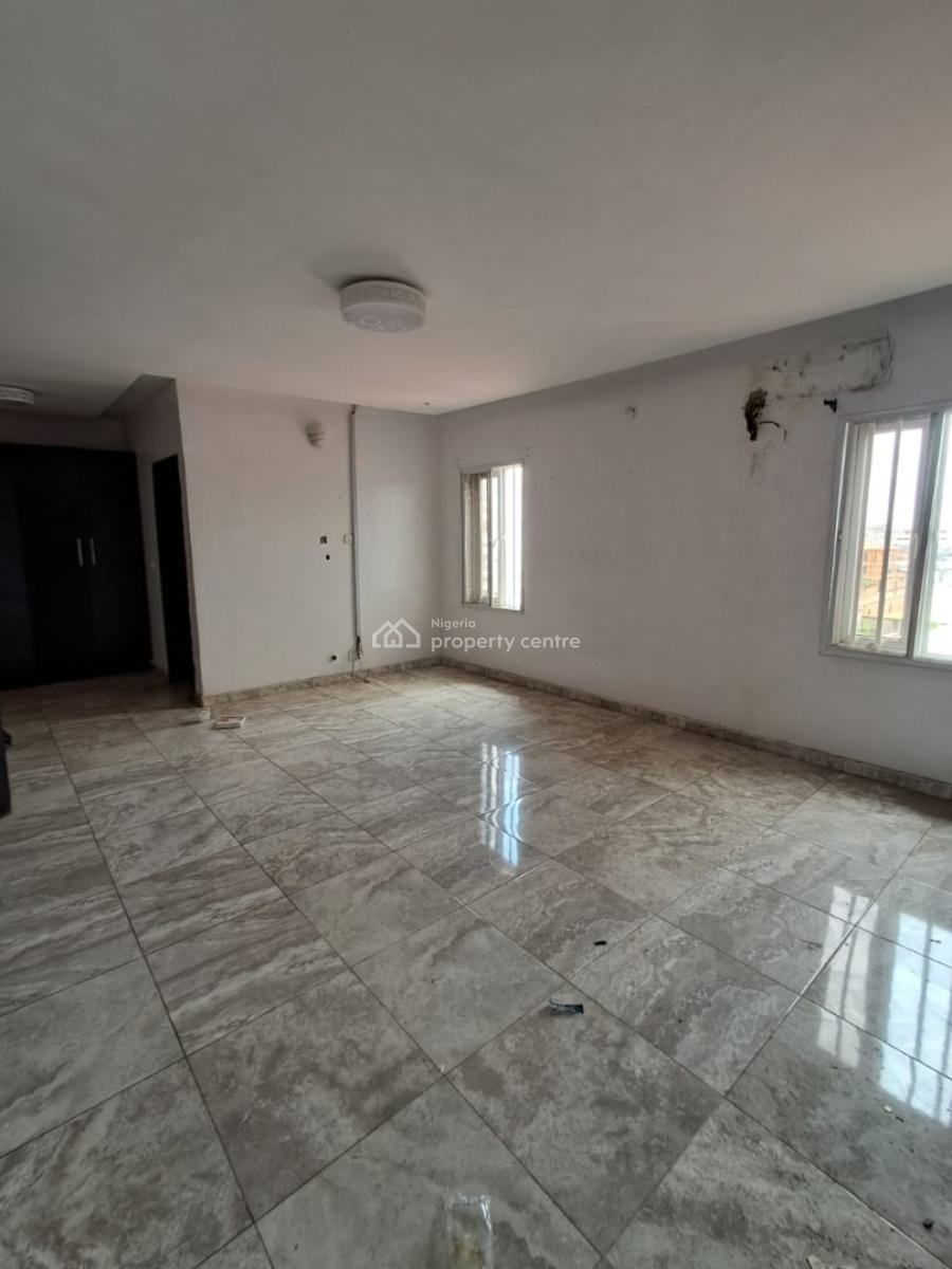 Fully Serviced 4-bedroom Terrace, Osapa, Lekki, Lagos, Terraced Duplex for Rent