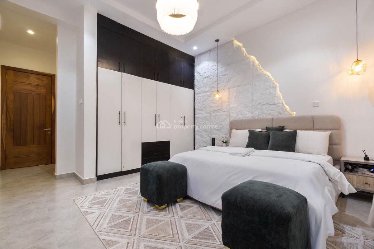 Luxury 2 Bedrooms Penthouse, Coral Place, Lekki Phase 1, Lekki, Lagos, Flat / Apartment Short Let