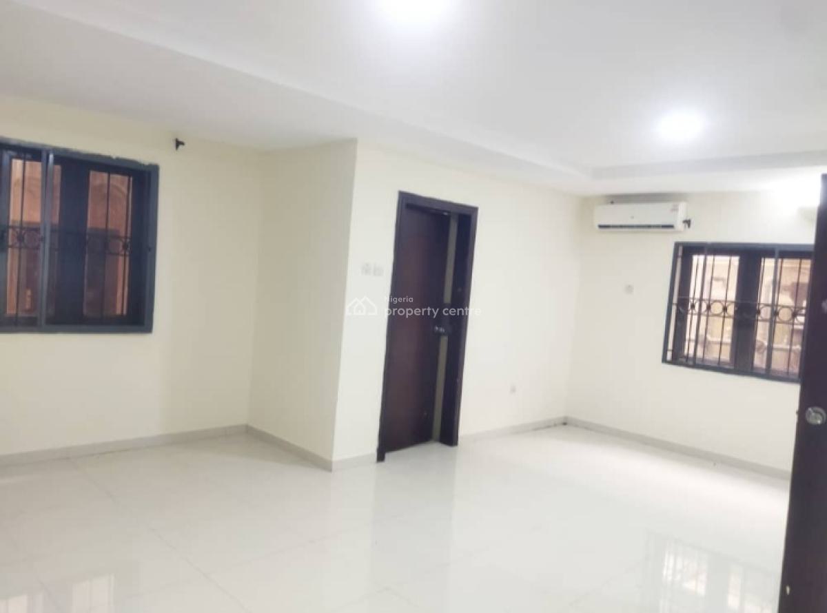 Spacious 3bed Apartment with an Ensuite Bq, Victoria Island (vi), Lagos, Flat / Apartment for Rent