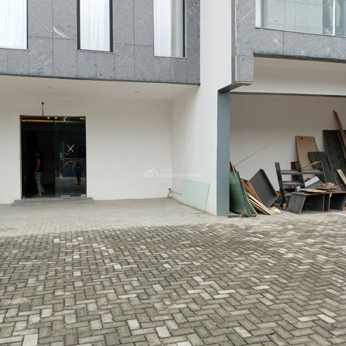 Executive Two(2) Bedroom Maisonette with 1bq, in Ikoyi, Ikoyi, Lagos, Flat / Apartment for Rent