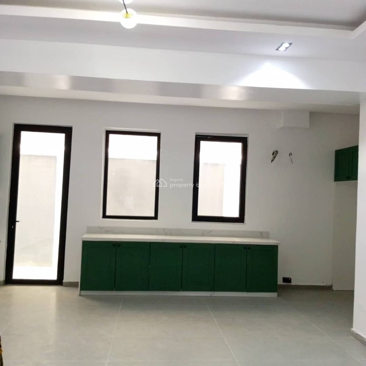 Executive Two(2) Bedroom Maisonette with 1bq, in Ikoyi, Ikoyi, Lagos, Flat / Apartment for Rent