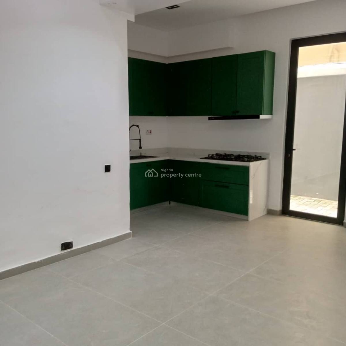 Executive Two(2) Bedroom Maisonette with 1bq, in Ikoyi, Ikoyi, Lagos, Flat / Apartment for Rent