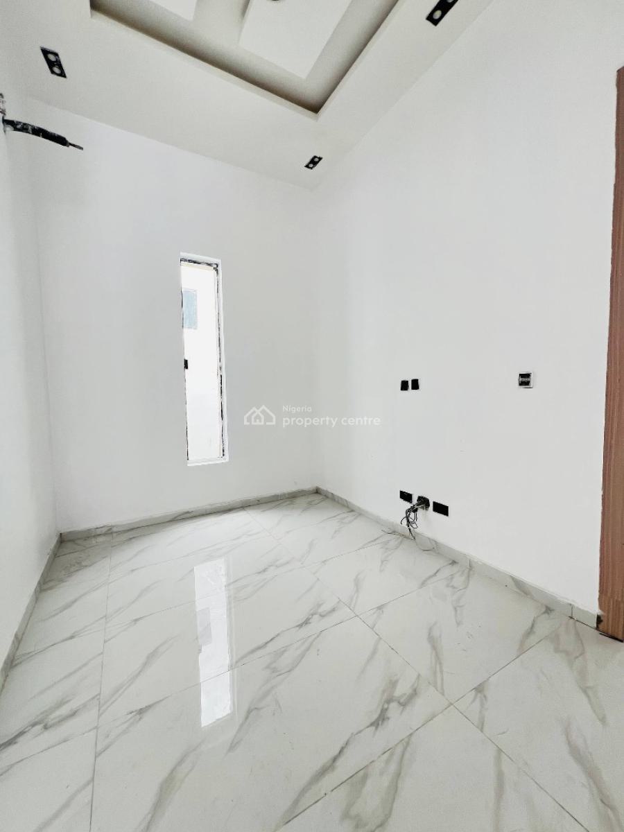 4 Bedroom Fully Detached Duplex +bq with Pool ., Inside an Estate in Chevron, Lekki Phase 1, Lekki, Lagos, Detached Duplex for Sale