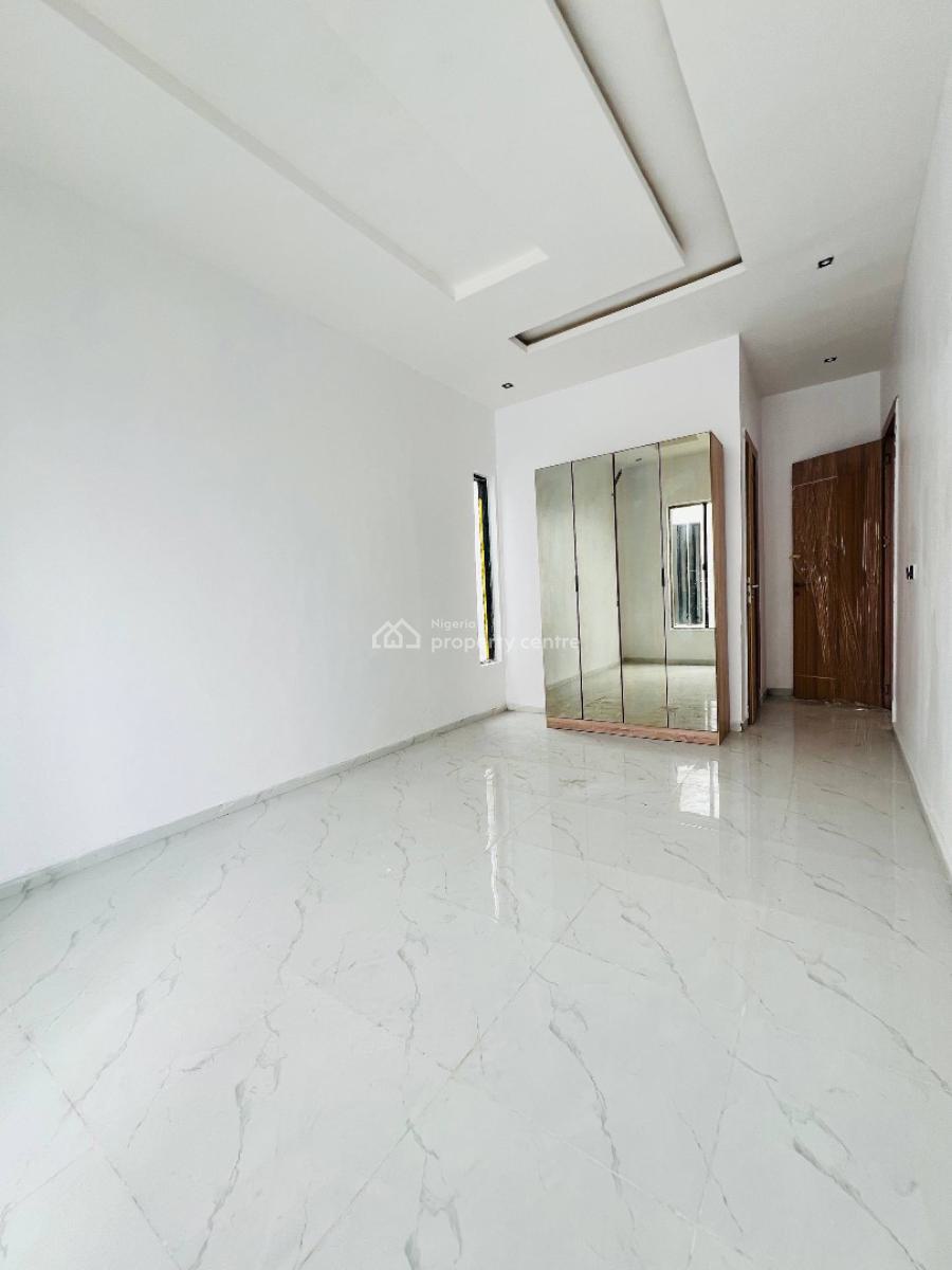 4 Bedroom Fully Detached Duplex +bq with Pool ., Inside an Estate in Chevron, Lekki Phase 1, Lekki, Lagos, Detached Duplex for Sale