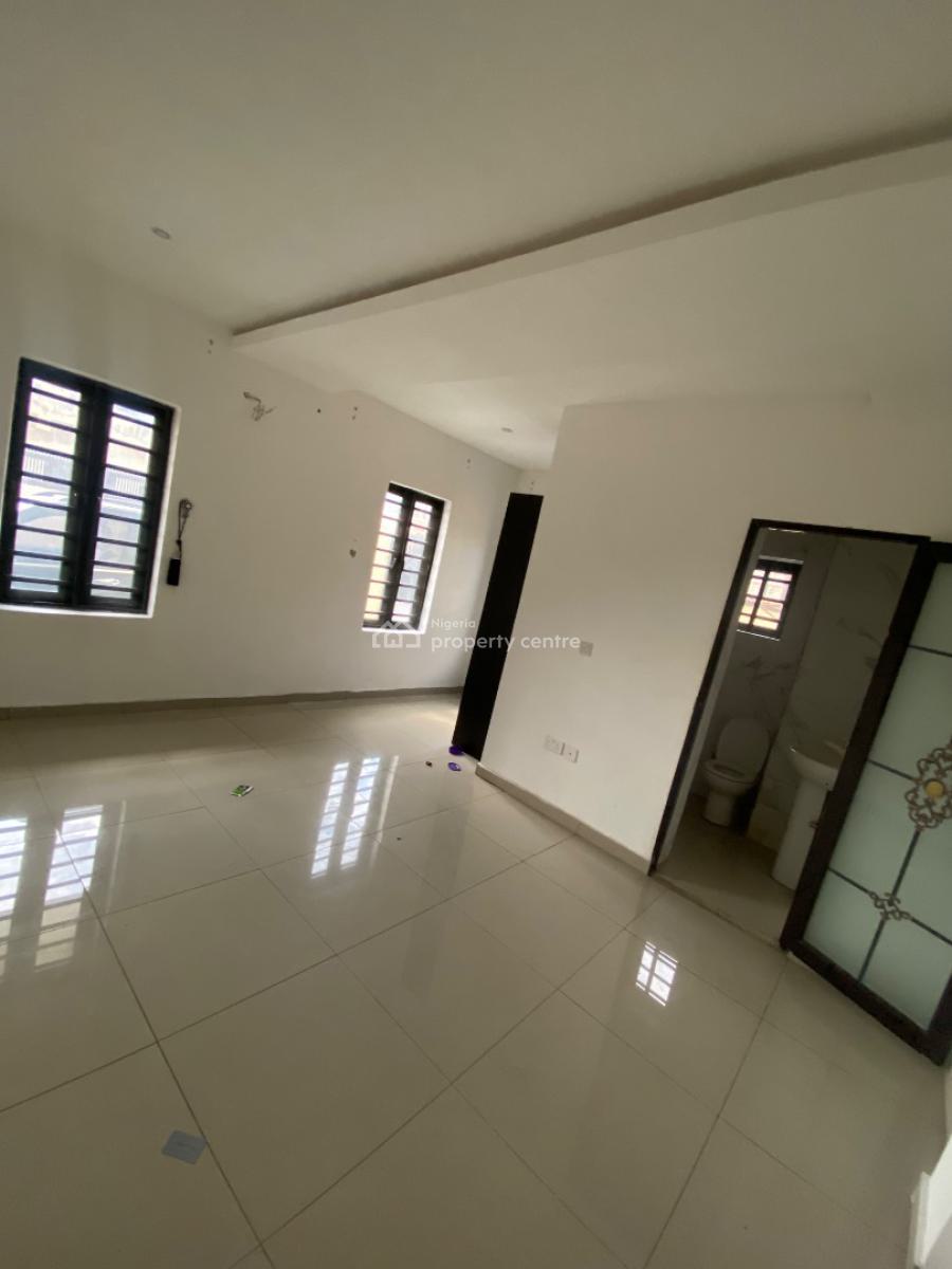 Super Luxurious 2 Bedroom Apartment (close to The Express, Pennysula Gardens Estate (beside Blenco, Sangotedo, Ajah, Lagos, Flat / Apartment for Rent