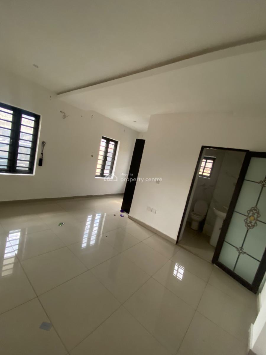Super Luxurious 2 Bedroom Apartment (close to The Express, Pennysula Gardens Estate (beside Blenco, Sangotedo, Ajah, Lagos, Flat / Apartment for Rent
