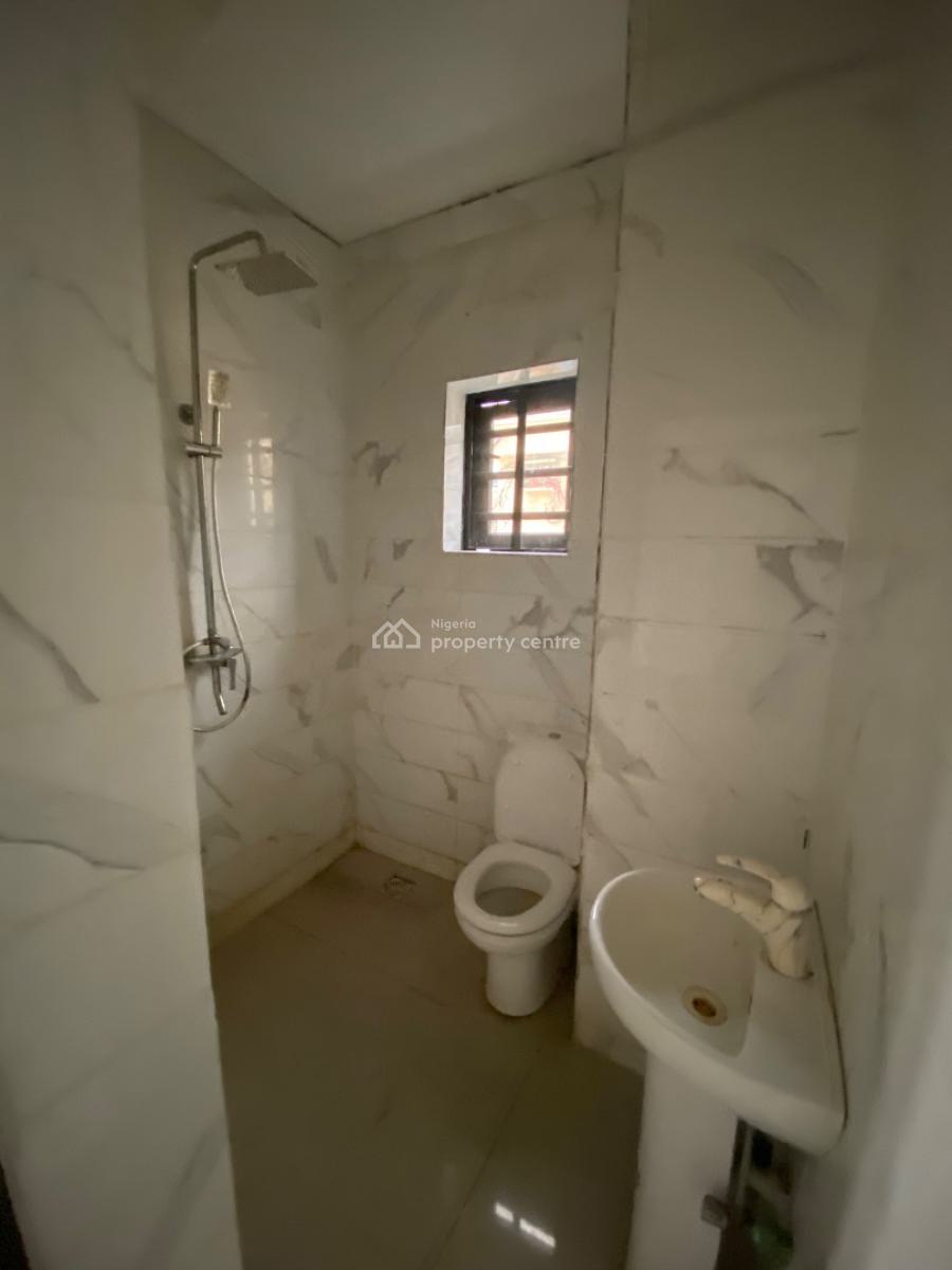 Super Luxurious 2 Bedroom Apartment (close to The Express, Pennysula Gardens Estate (beside Blenco, Sangotedo, Ajah, Lagos, Flat / Apartment for Rent