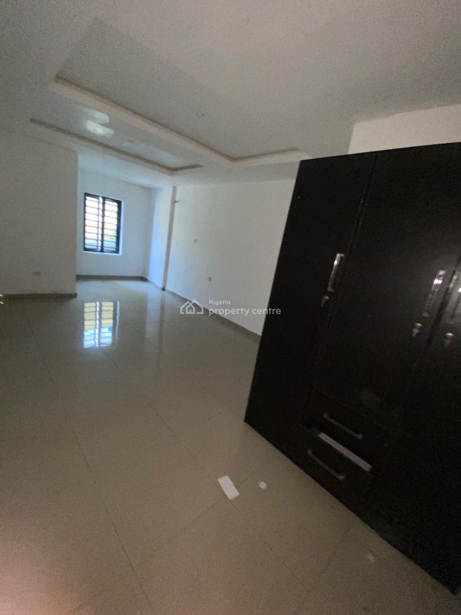 Super Luxurious 2 Bedroom Apartment (close to The Express, Pennysula Gardens Estate (beside Blenco, Sangotedo, Ajah, Lagos, Flat / Apartment for Rent
