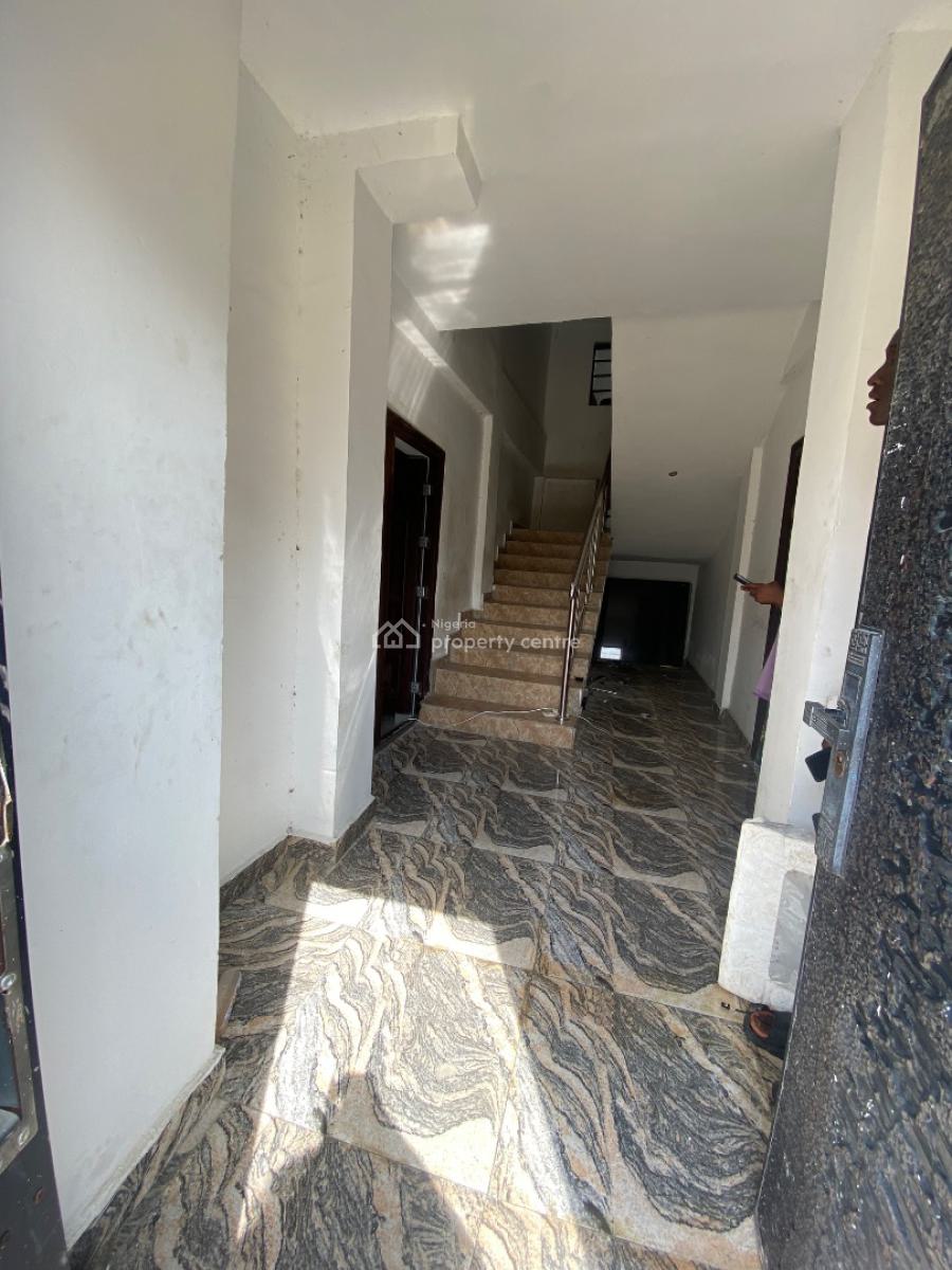 Super Luxurious 2 Bedroom Apartment (close to The Express, Pennysula Gardens Estate (beside Blenco, Sangotedo, Ajah, Lagos, Flat / Apartment for Rent
