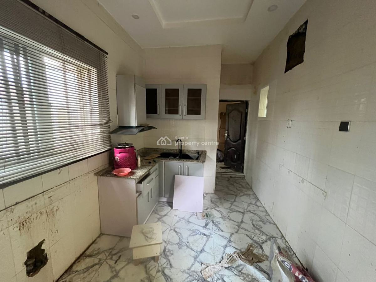 Luxury Mini Flat, Gra Phase 1, Magodo, Lagos, Mini Flat (room and Parlour) for Rent
