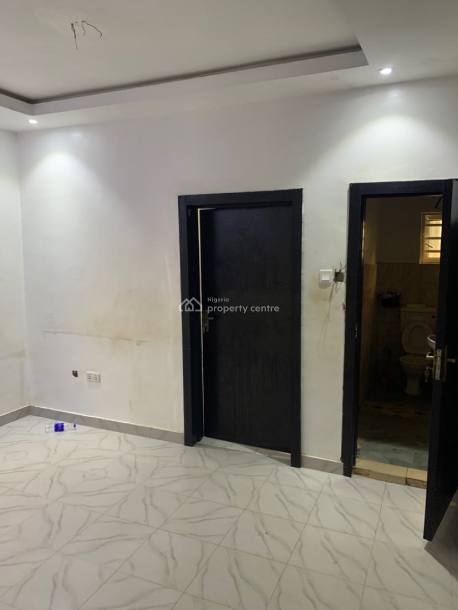 Luxury Mini Flat, Gra Phase 1, Magodo, Lagos, Mini Flat (room and Parlour) for Rent