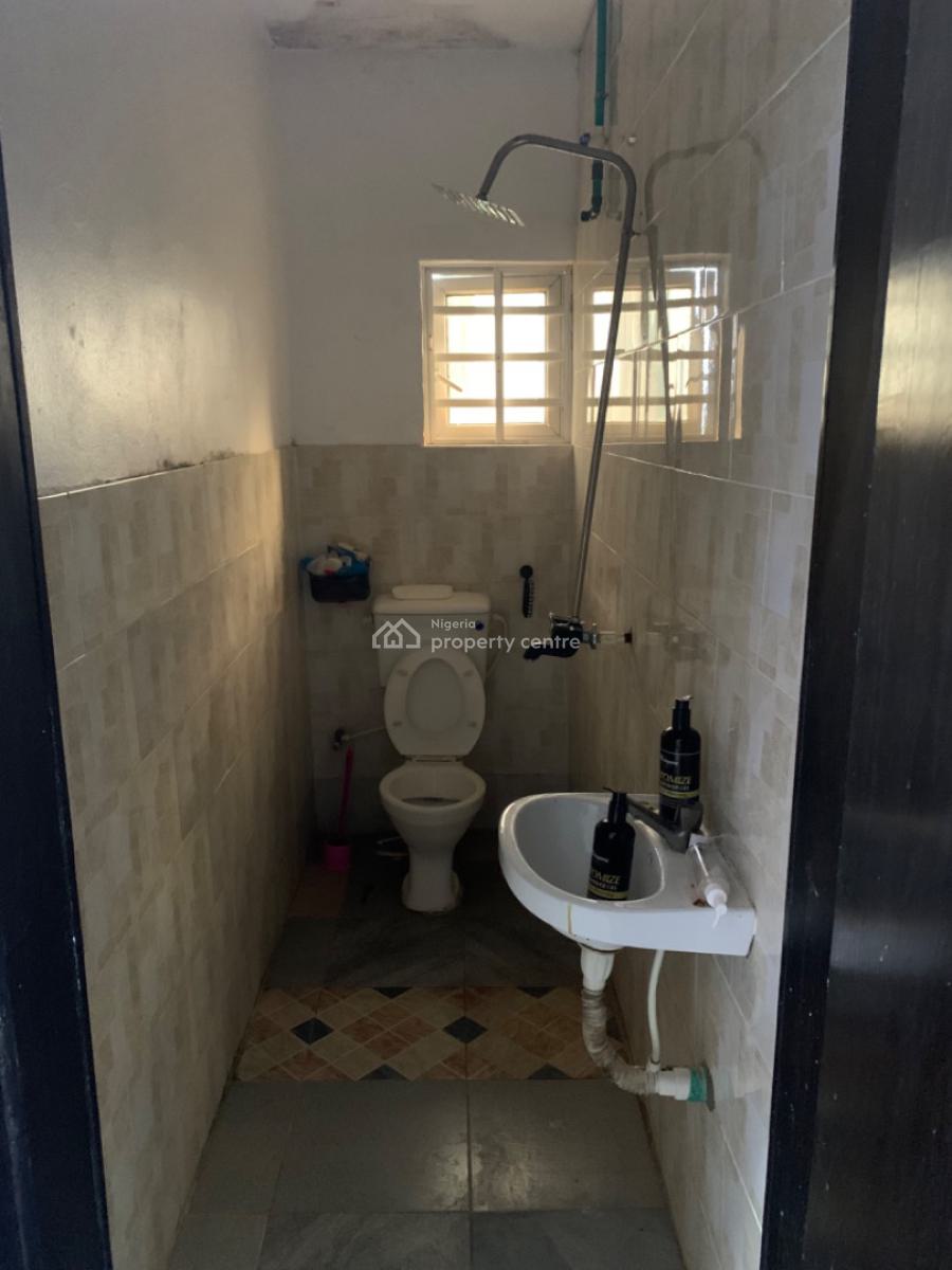 Luxury Mini Flat, Gra Phase 1, Magodo, Lagos, Mini Flat (room and Parlour) for Rent
