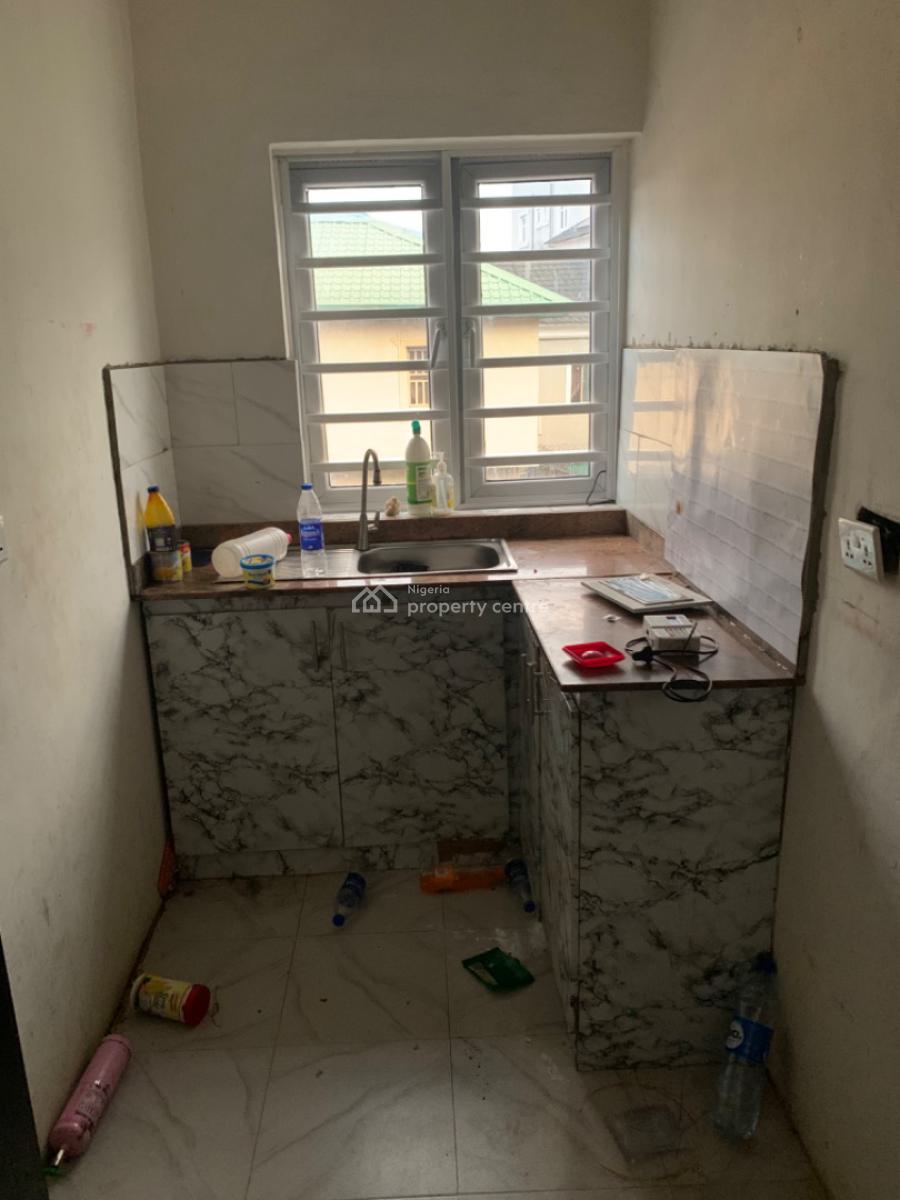 Luxury Mini Flat, Gra Phase 1, Magodo, Lagos, Mini Flat (room and Parlour) for Rent