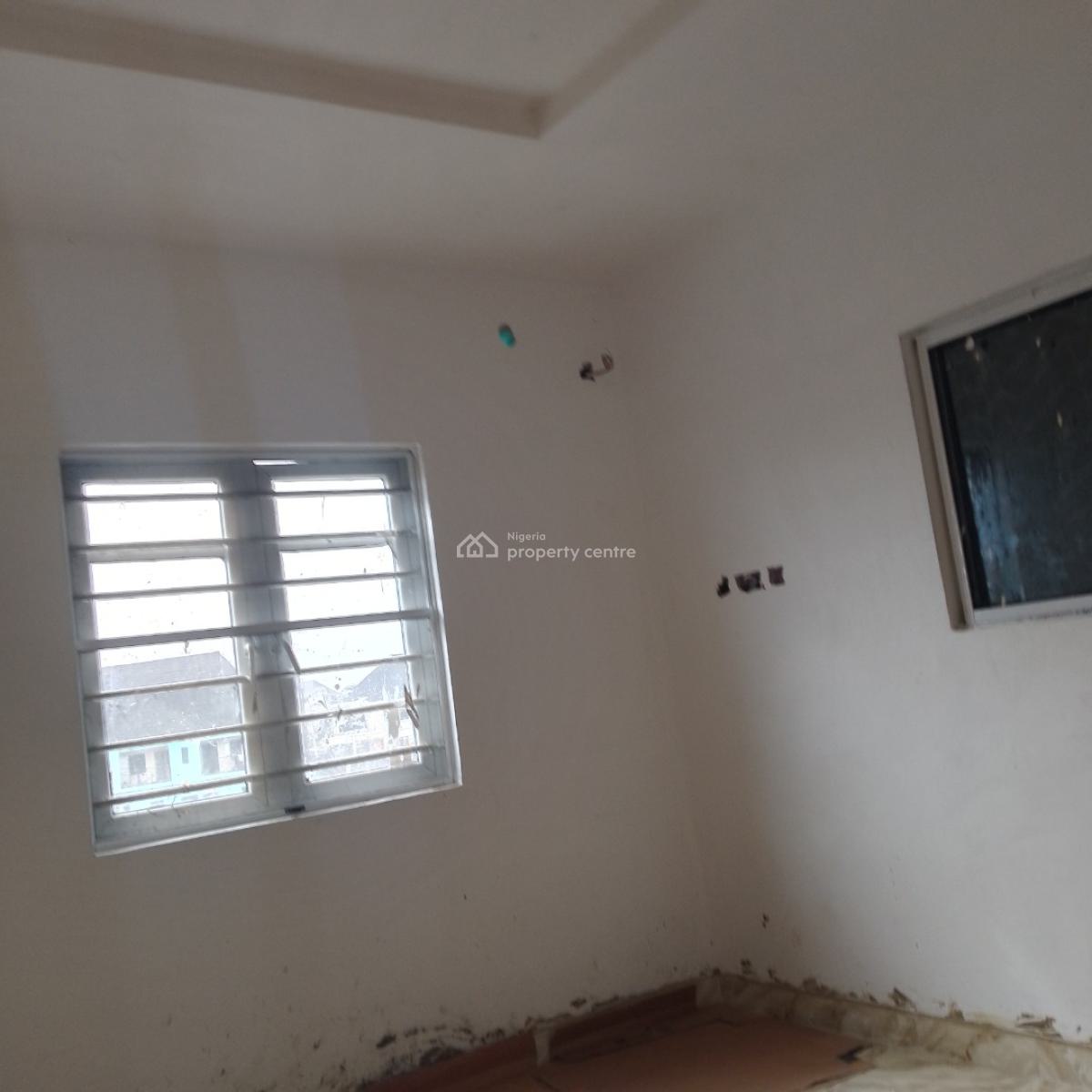 Luxury Newly Built 3 Bedroom Penthouse, Ago Extension Behind Community Bridge Bucknor, Ago Palace, Isolo, Lagos, Flat / Apartment for Rent