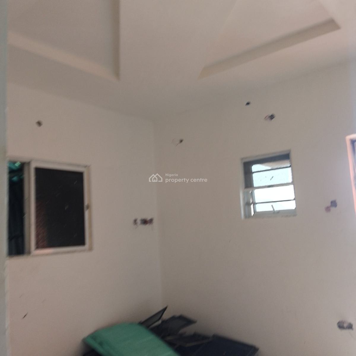 Luxury Newly Built 3 Bedroom Penthouse, Ago Extension Behind Community Bridge Bucknor, Ago Palace, Isolo, Lagos, Flat / Apartment for Rent