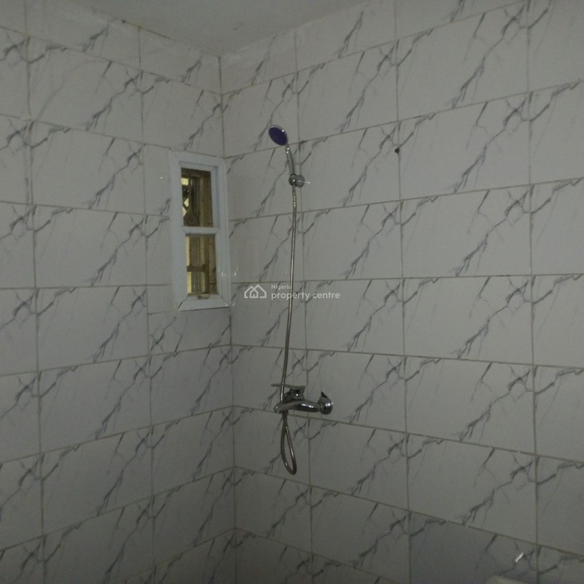 2 Bedroom Flat, Brains & Hammers City, Life Camp, Abuja, Flat / Apartment for Rent