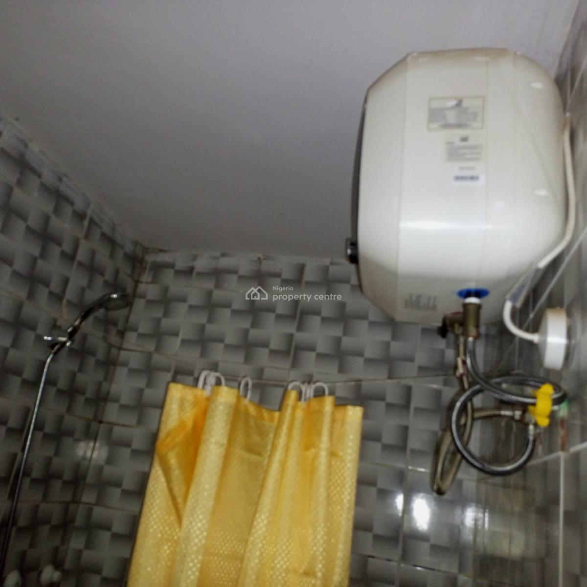 2 Bedroom Flat, Brains & Hammers City, Life Camp, Abuja, Flat / Apartment for Rent