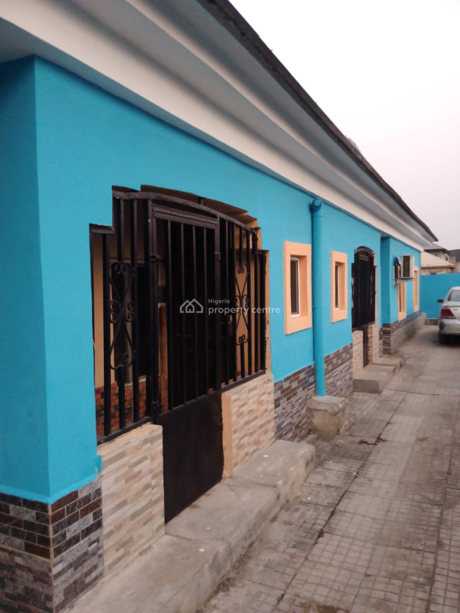 a 3 Bedroom Apartment, Sylverland Estate, Ajah, Lagos, Flat / Apartment for Rent