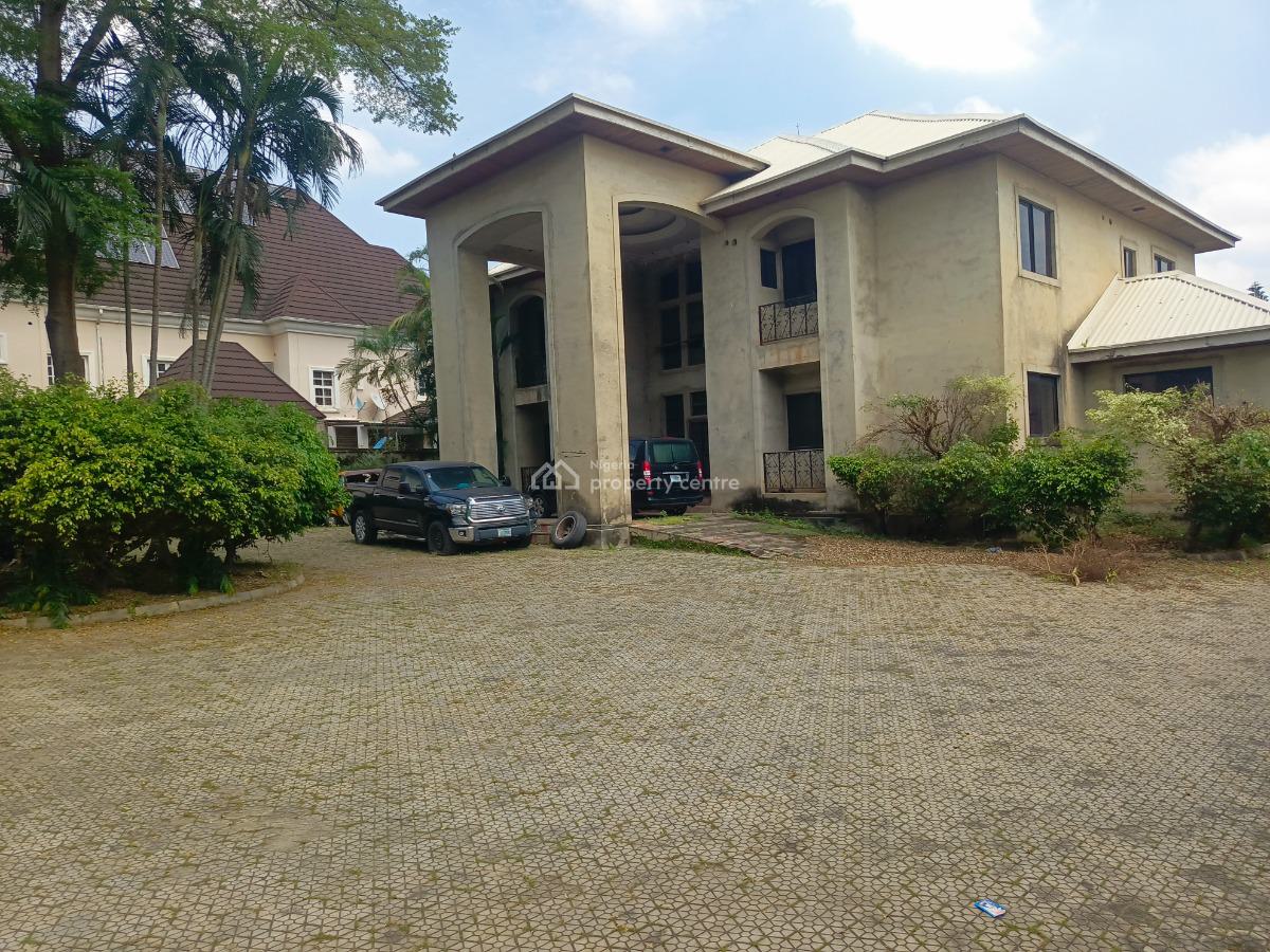 7bedsrooms Old Structure Duplex, Guest Charlet, 3beds Bq with a Land, 5th Avenue, Gwarinpa, Abuja, Detached Duplex for Sale