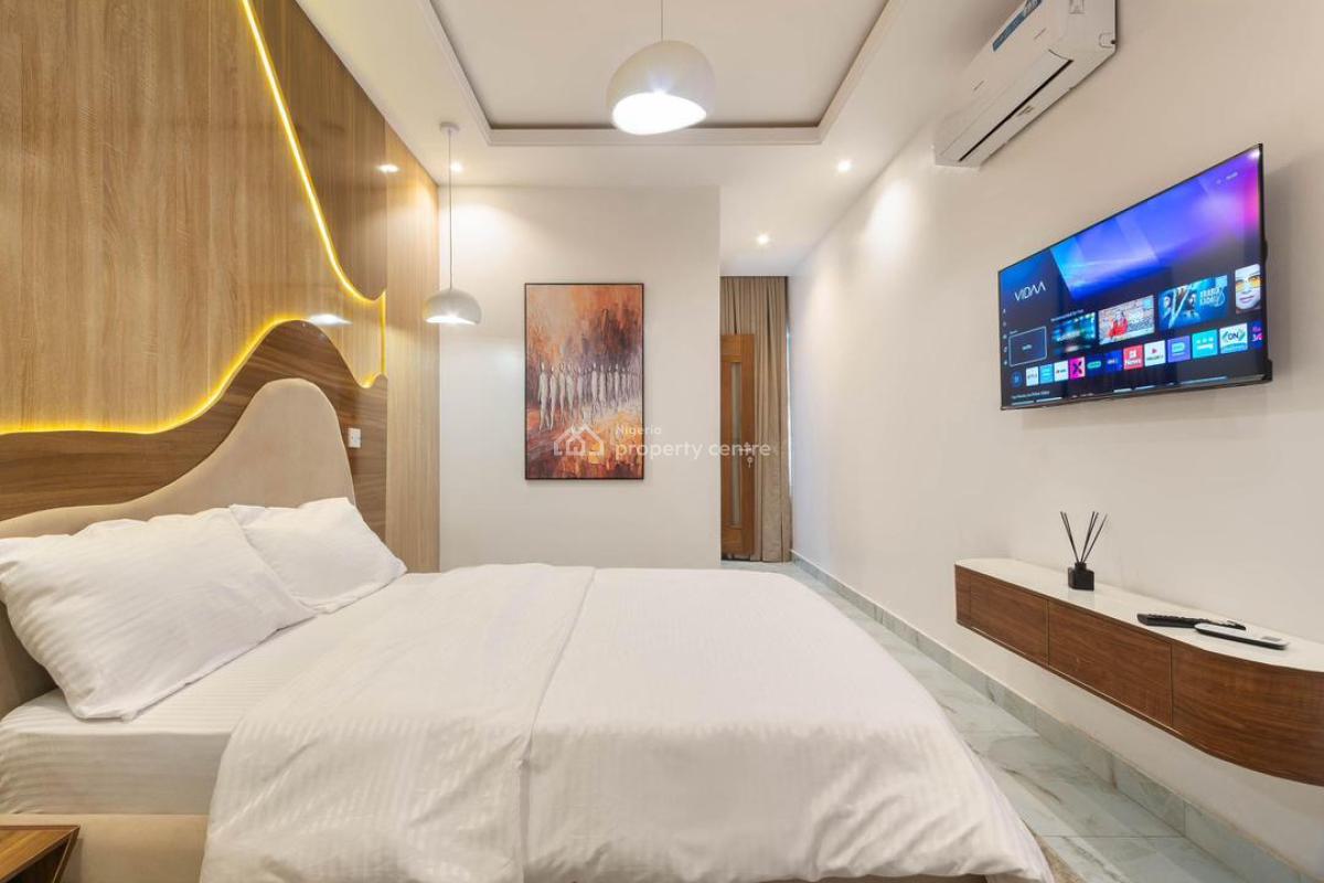 Luxury 2 Bedroom Apartment, with a Ps5 and a Gym., Victoria Island (vi), Lagos, Flat / Apartment Short Let