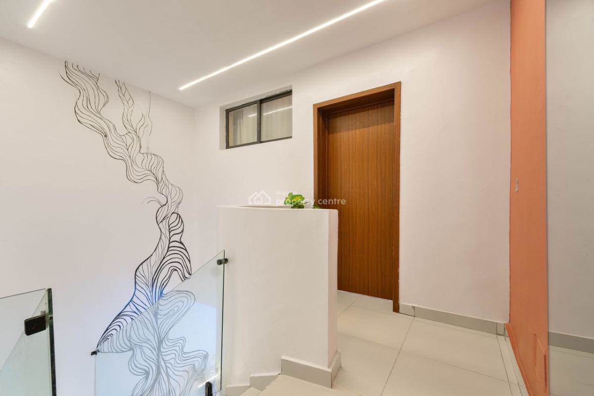 Luxury and Spacious 4 Bedroom Maisonette with Pool and Gym, Lekki Phase 1, Lekki, Lagos, Flat / Apartment Short Let