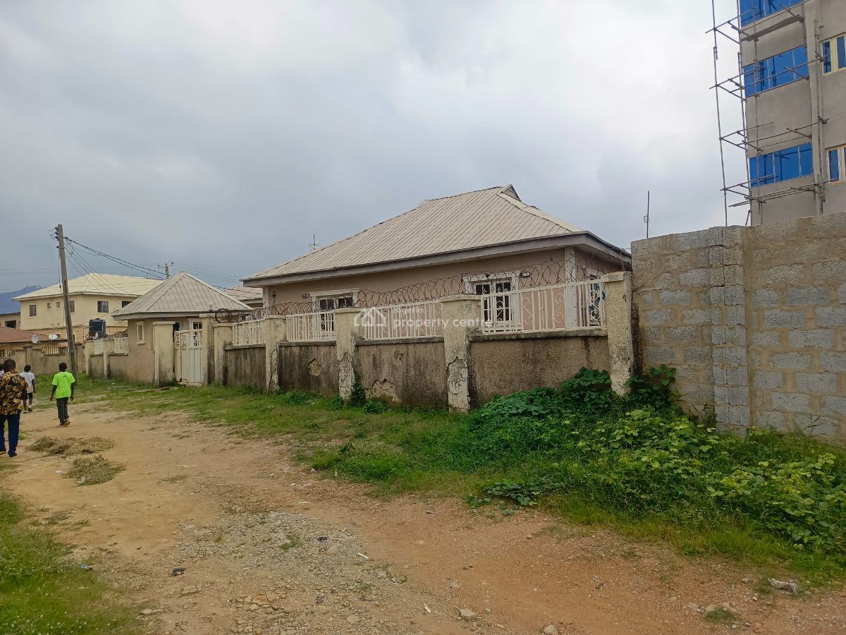 2units of 2beds Bungalow & 6units of 1bed Bungalow All in One Compoun, By Amac Market Area, Fha (f.h.a), Lugbe District, Abuja, Detached Bungalow for Sale